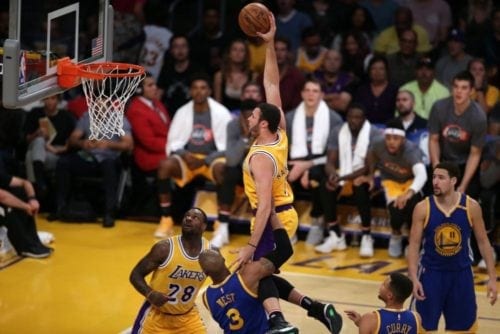 Lakers Larry Nance Jr dunk