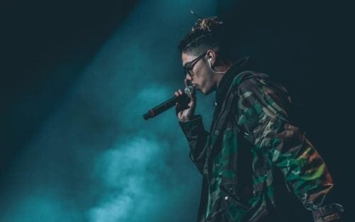 William Singe Releases 2017 Rap Medley Cover