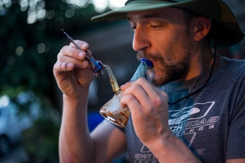 Low Temp Dabbing Crucial For Taste and Safety: Are You Doing It?