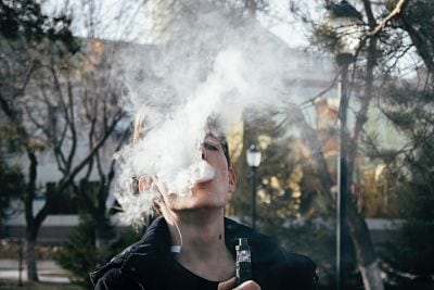 Vaping As A Part Of Hip-Hop Culture