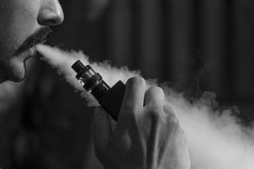 Vaping As A Part Of Hip-Hop Culture