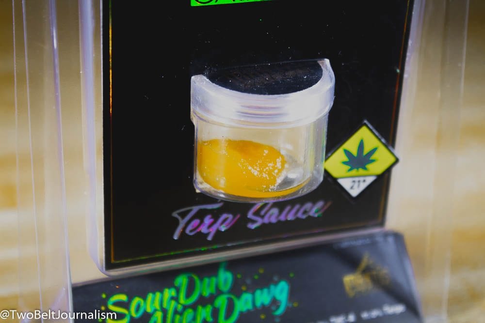 Sour Dub Alien Dawg Terp Sauce Review (Feat. Mantis Extracts)