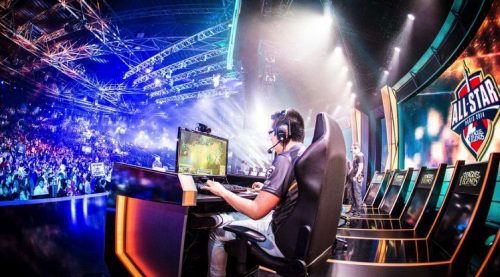 12 Esports Athletes, Influencers, And Streamers Who Are Shaping The Culture of Competitive Gaming