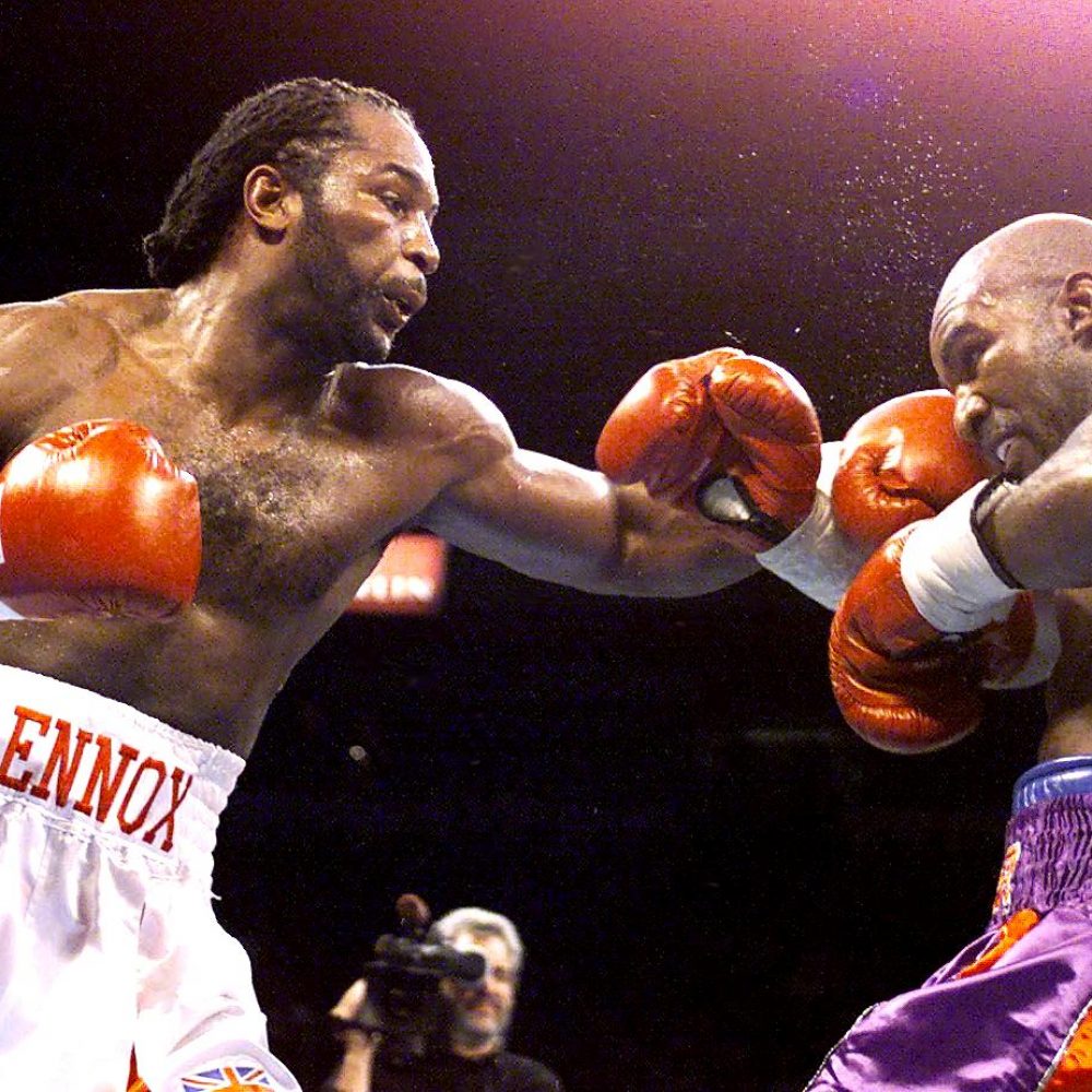 Boxing's last undisputed heayweight champion was crowned when Lennox Lewis defeated Evander Holyfield in a rematch.