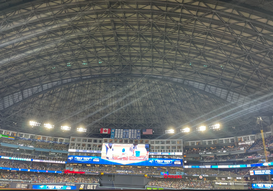 Rogers Centre's Amazing 5-Star Experience