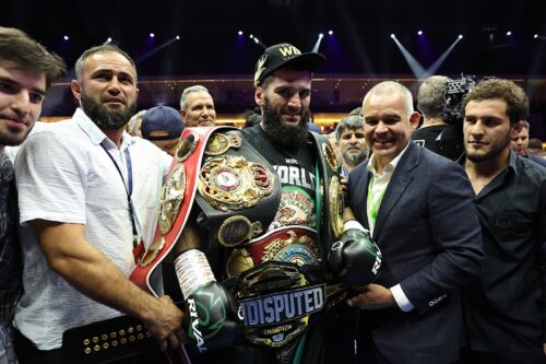 Artur Beterbiev became undisputed light heavyweight champion after defeating Dmitry Bivol via majority decision.