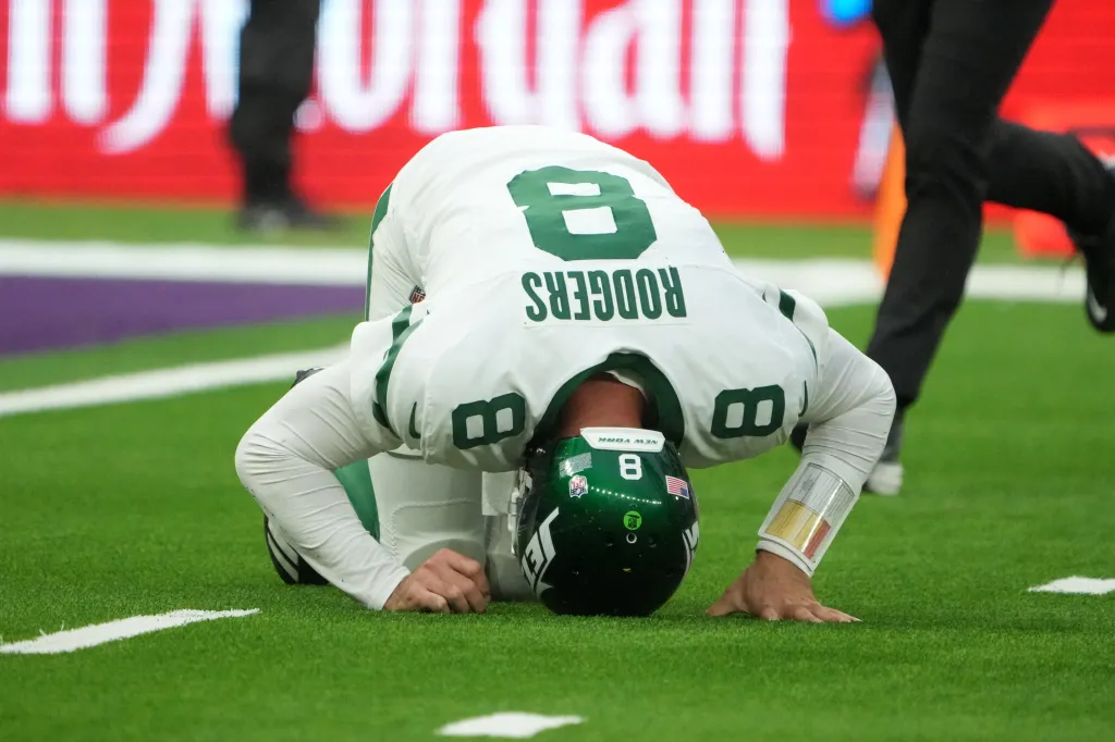 Aaron Rodgers of the New York Jets, in the the Jets October 5th game against the Minnesota Vikings , in what wound up being head coach Robert Saleh's last game.