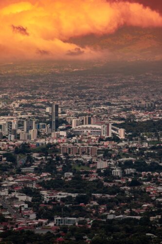 where locals eat in costa rica