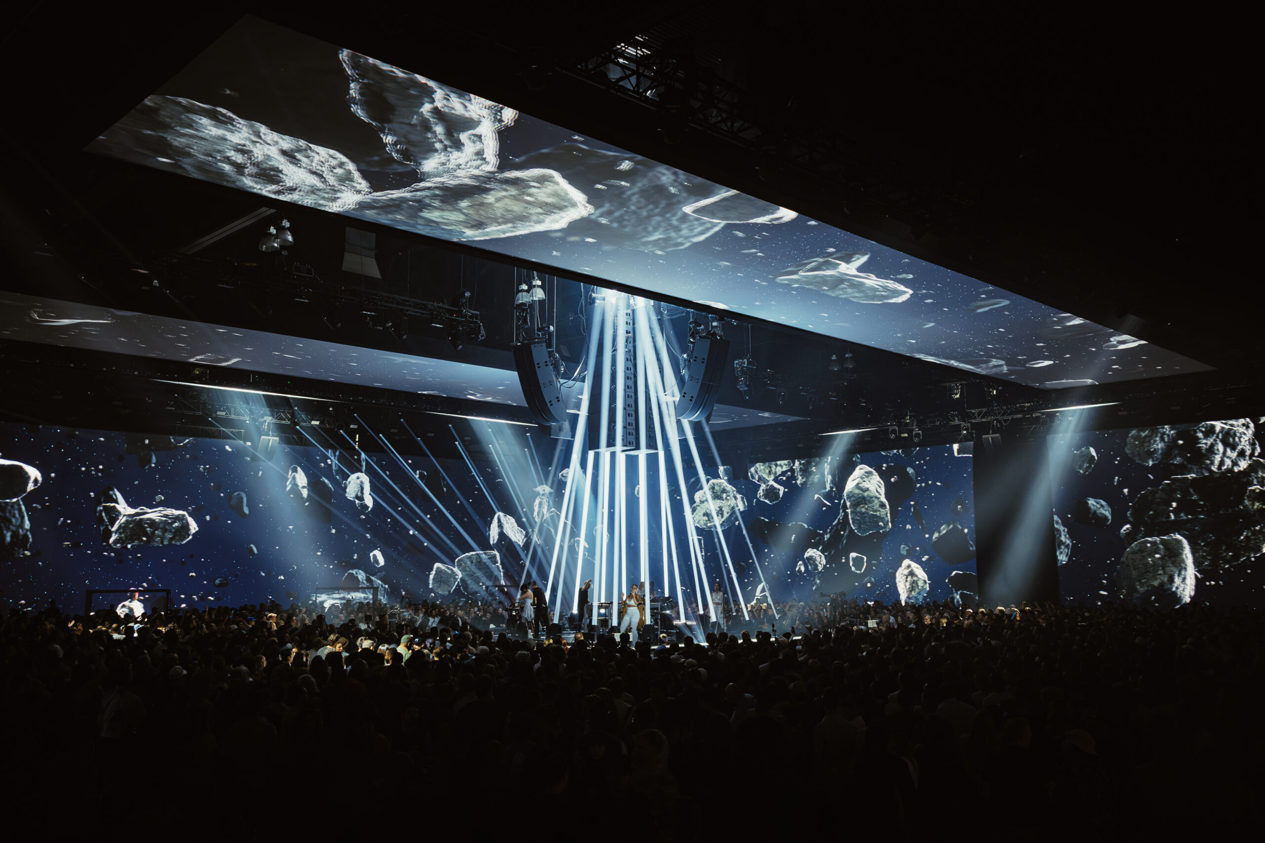 The Sphere for Flat Screeners: Moby at Cercle Odyssey