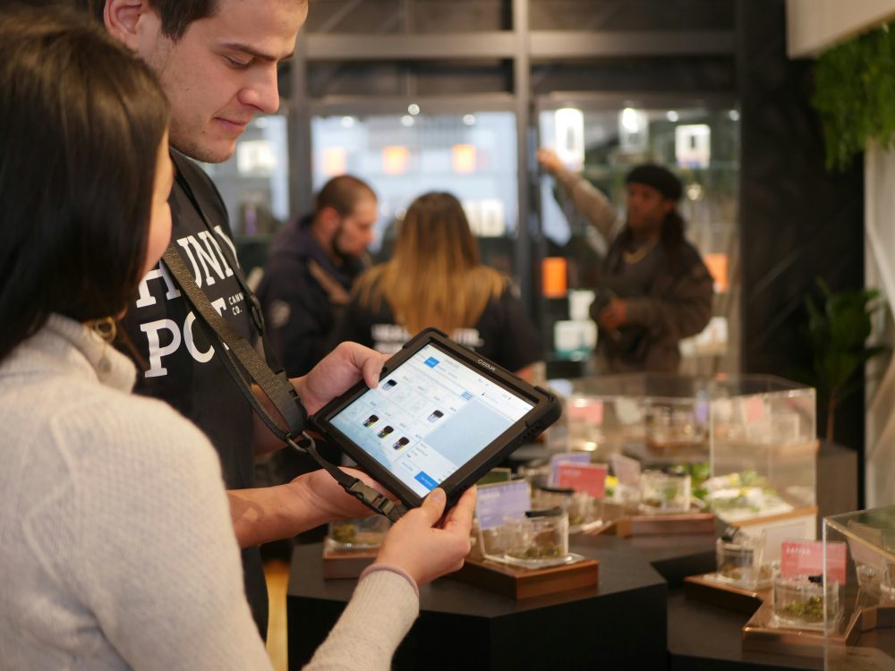 Why Budtenders Should Be On LinkedIn — Not Just Instagram 

Photo by Cova Software on Unsplash