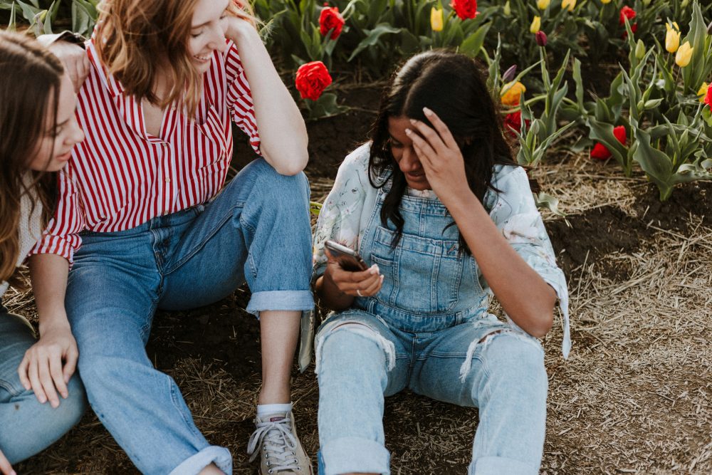 How To Monitor My Child's Text Messages on iPhone Safely----Photo by Priscilla Du Preez 🇨🇦 on Unsplash