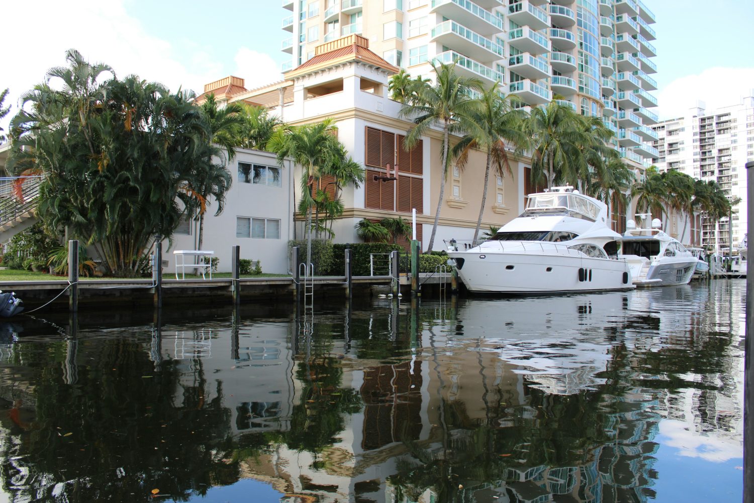 Yacht Rentals in Miami 2025: The Ultimate Guide to Luxury on the Water --- photo by joseph reec tai on unsplash