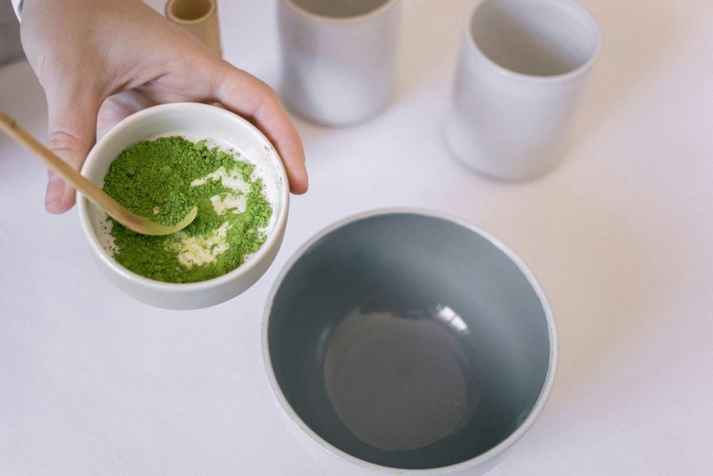 Professor Whyte's Tips—Smart Buying Guide For Green Vein Kratom --- Photo by KATRIN BOLOVTSOVA: https://www.pexels.com/photo/hand-holding-a-bowl-with-matcha-powder-7113866/