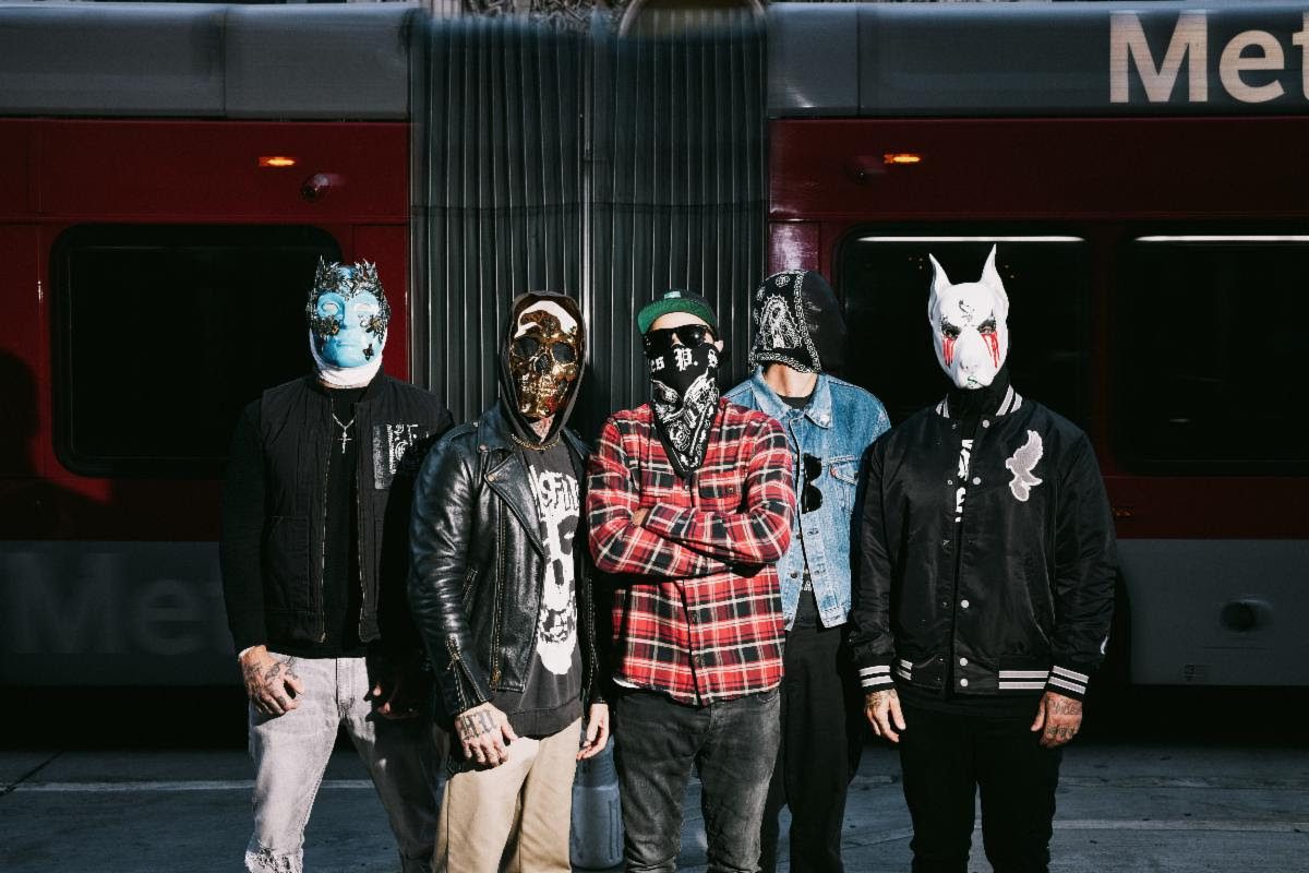 Hollywood Undead Tap Into Metal History With “1x1”