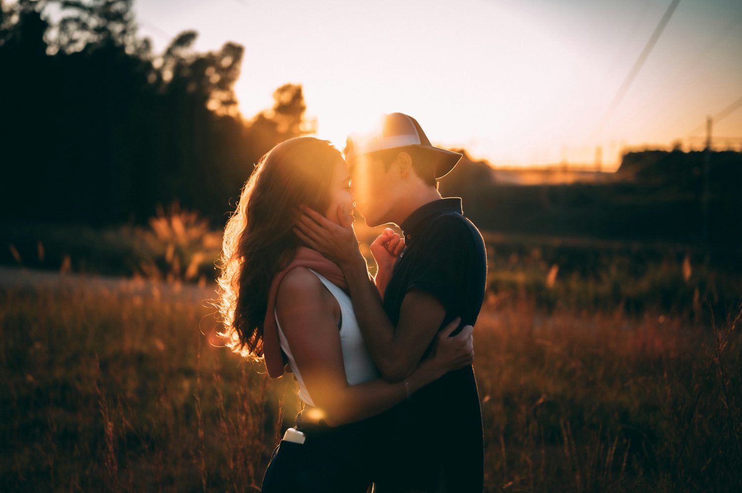How to Create the Perfect Dating App Profile -- Photo by Chen on Unsplash
