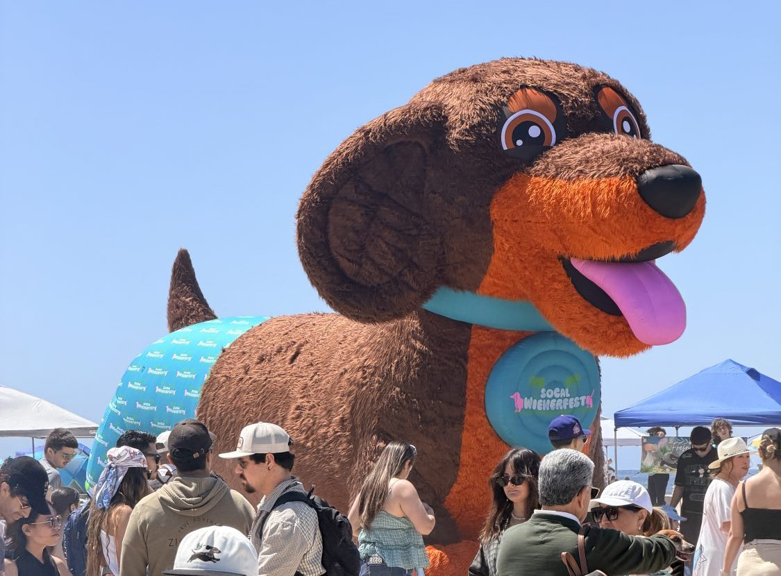 SoCal Wienerfest 2026 Brings Together Dachshund Lovers, Great Brands, and a Strong Sense of Community in Huntington Beach -- photo by genesis rojas sanchez