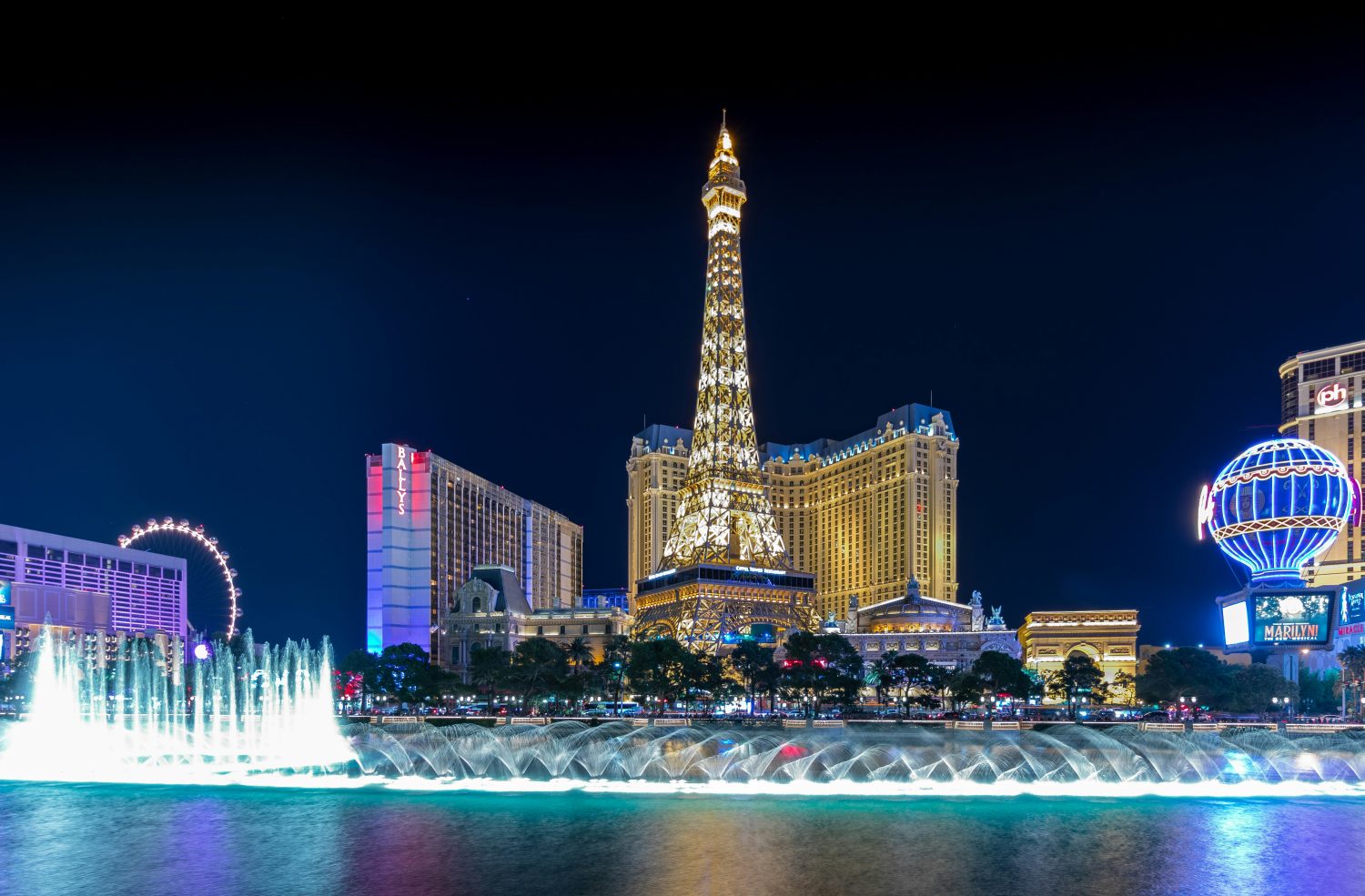 10 Best Things to Do in Las Vegas During Your Next Trip - Photo by Jordi Vich Navarro on Unsplash