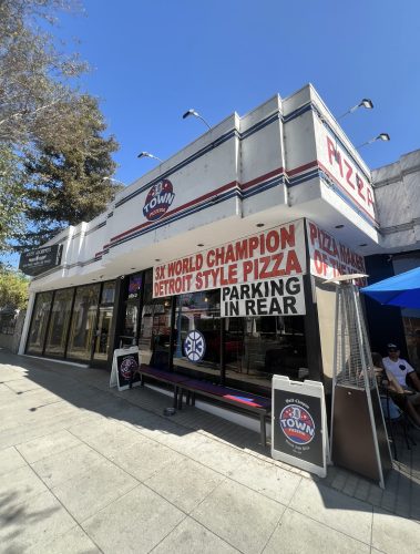 After Four Visits, D-Town Pizzeria Is Our Favorite Pizza in Los Angeles