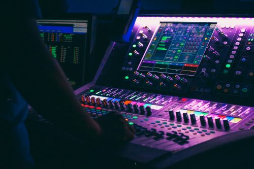 10 Pacific Northwest Producers Who Put the Region on the Music Industry’s Map - Photo by Denisse Leon on Unsplash