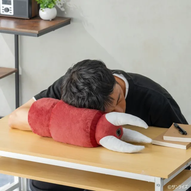 Gundam Unveils Char Aznable’s Z’Gok Plush Cushions With Wearable Claws